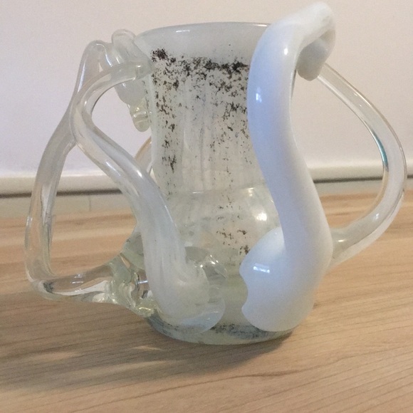 5” tall Handblown vintage one-of-a-kind white milky clear metal fleck heavy vase - Picture 15 of 17